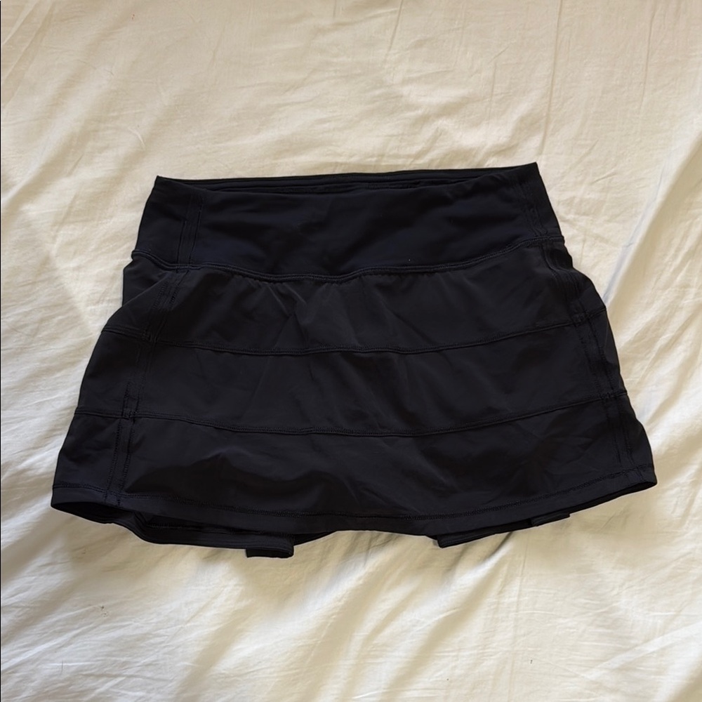 black lululemon skirt size 2
